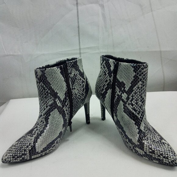 Worthington Shoes - Worthington Ankle Boots Snakeskin Pattern 6.5
